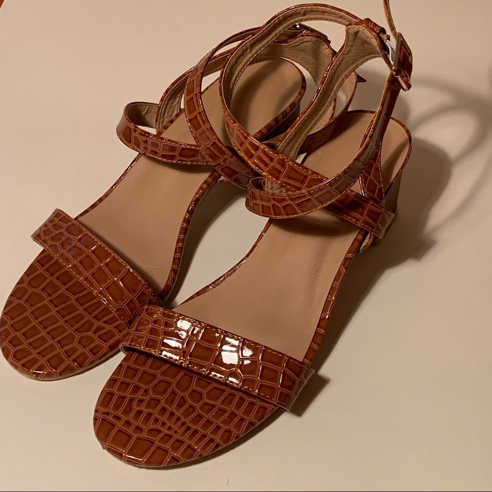 🤎Faux Alligator Skin Sandal Heels🤎